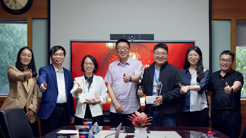 匠心研药，，，答好客户知足卷 | 京新药业授予Ladbrokes立博DMPK团队、、新药注册部“突出孝顺团队奖”殊荣 